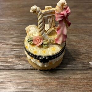 Vintage Hinged Trinket Box w/Brass Hinge, Harp And Ribbon.